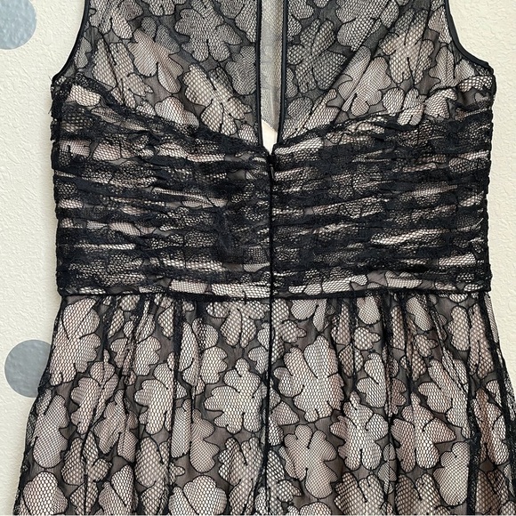 Carmen Marc Volvo A-Line Clover Lace Sleeveless Midi Dress - Picture 8 of 10